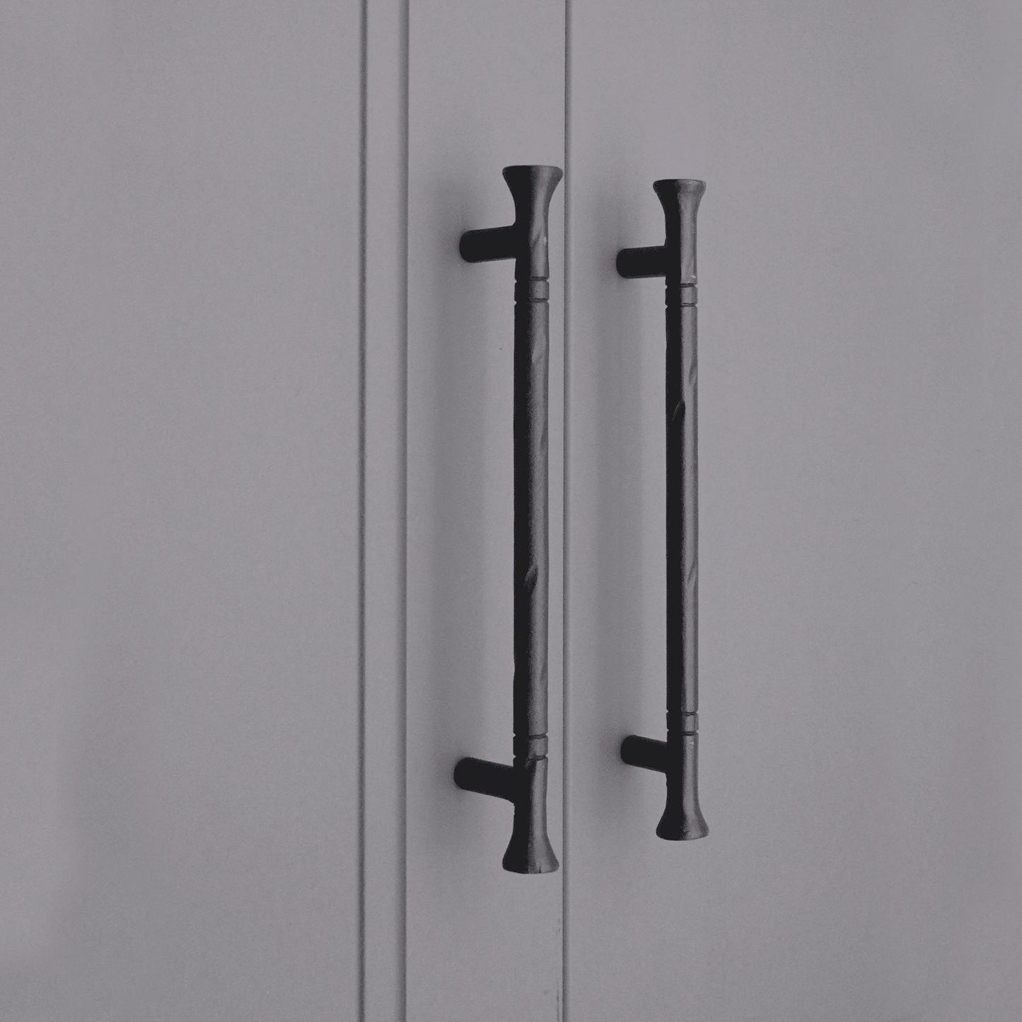 Dona Pull Handle Small Matt Black