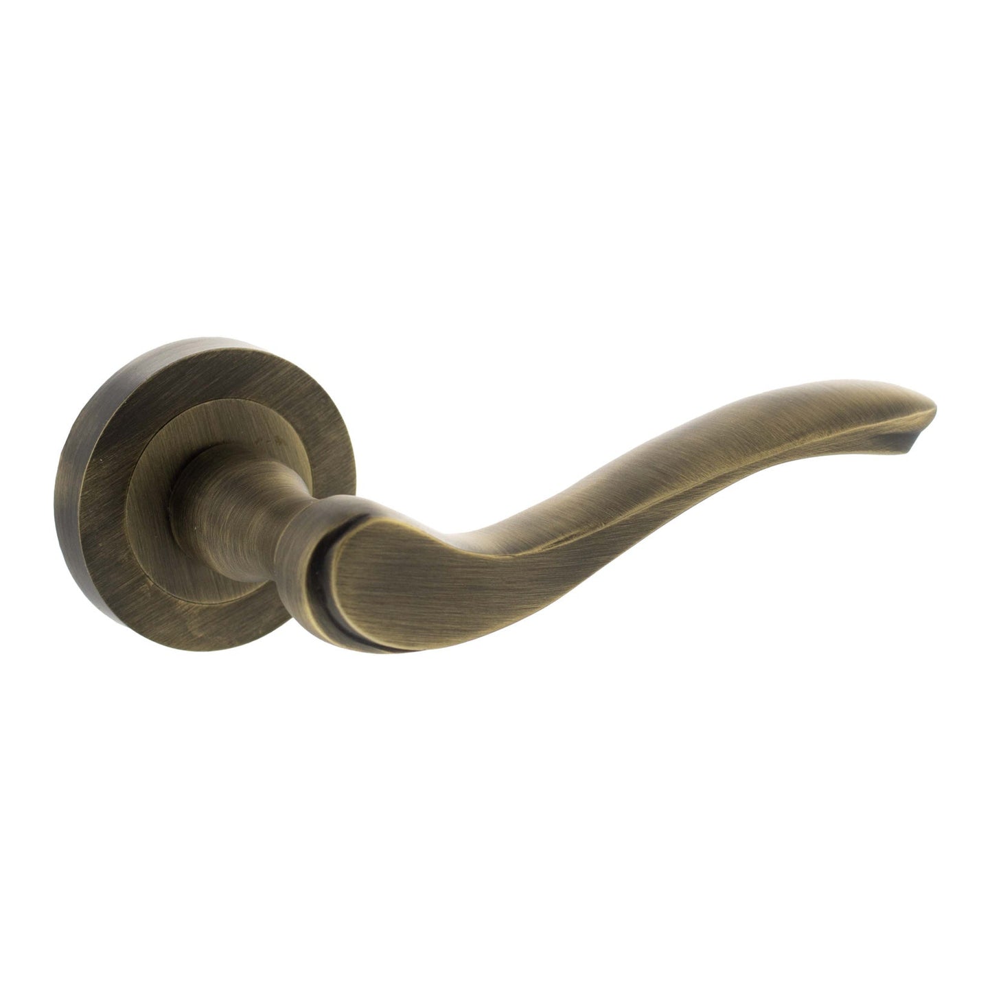 Old English Warwick Lever Door Handle on Round Rose