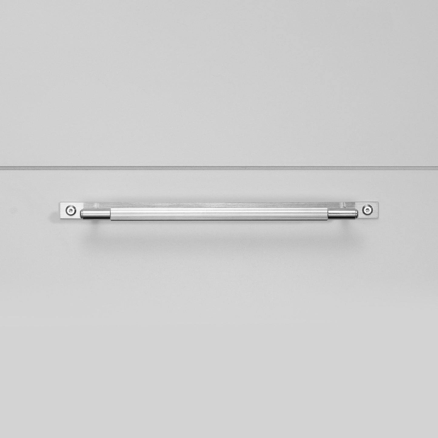Linear Plate Pull Bar