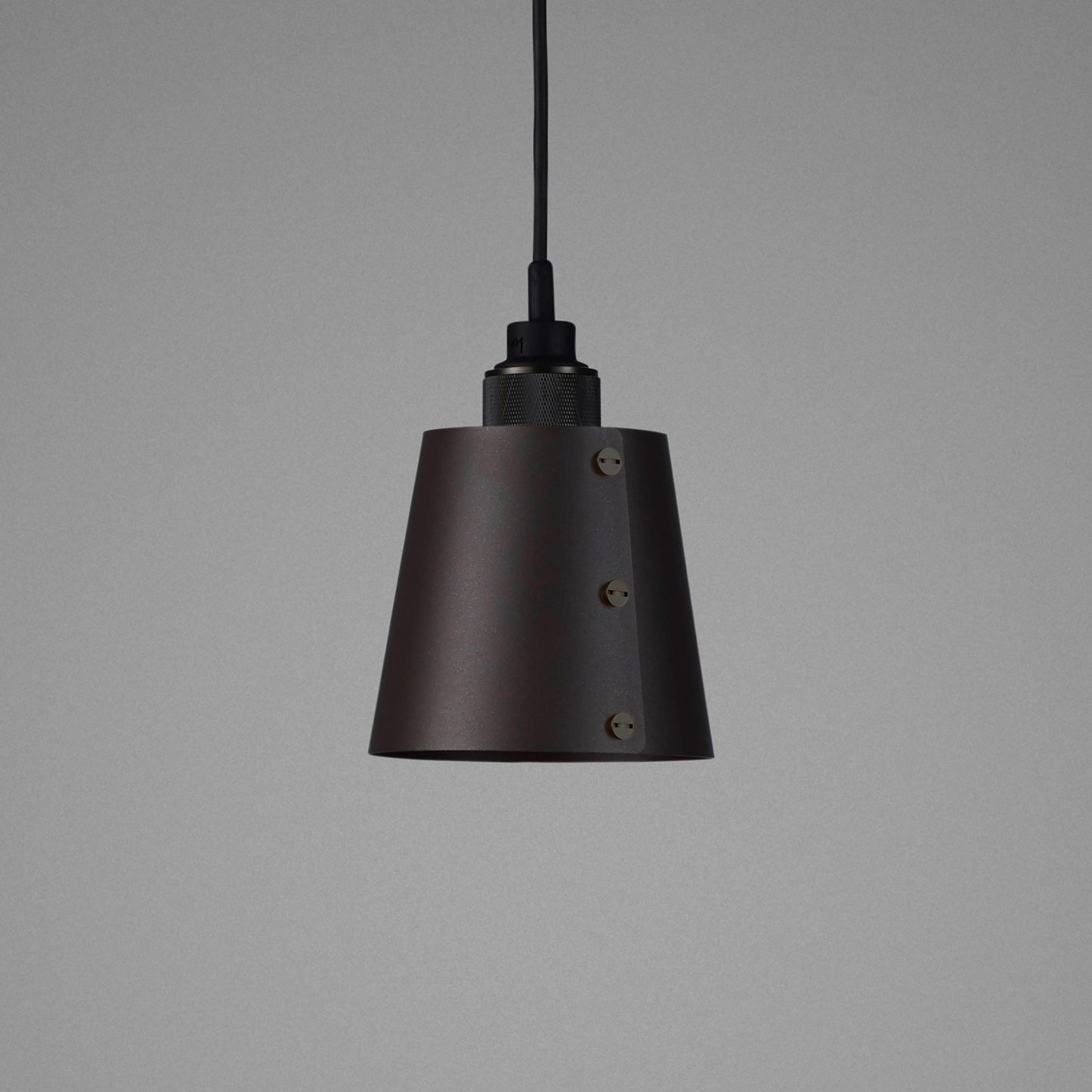 Hooked 1.0 Small Graphite