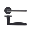 Pavo Lever on Round Rose