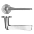 Como Lever on Round Rose