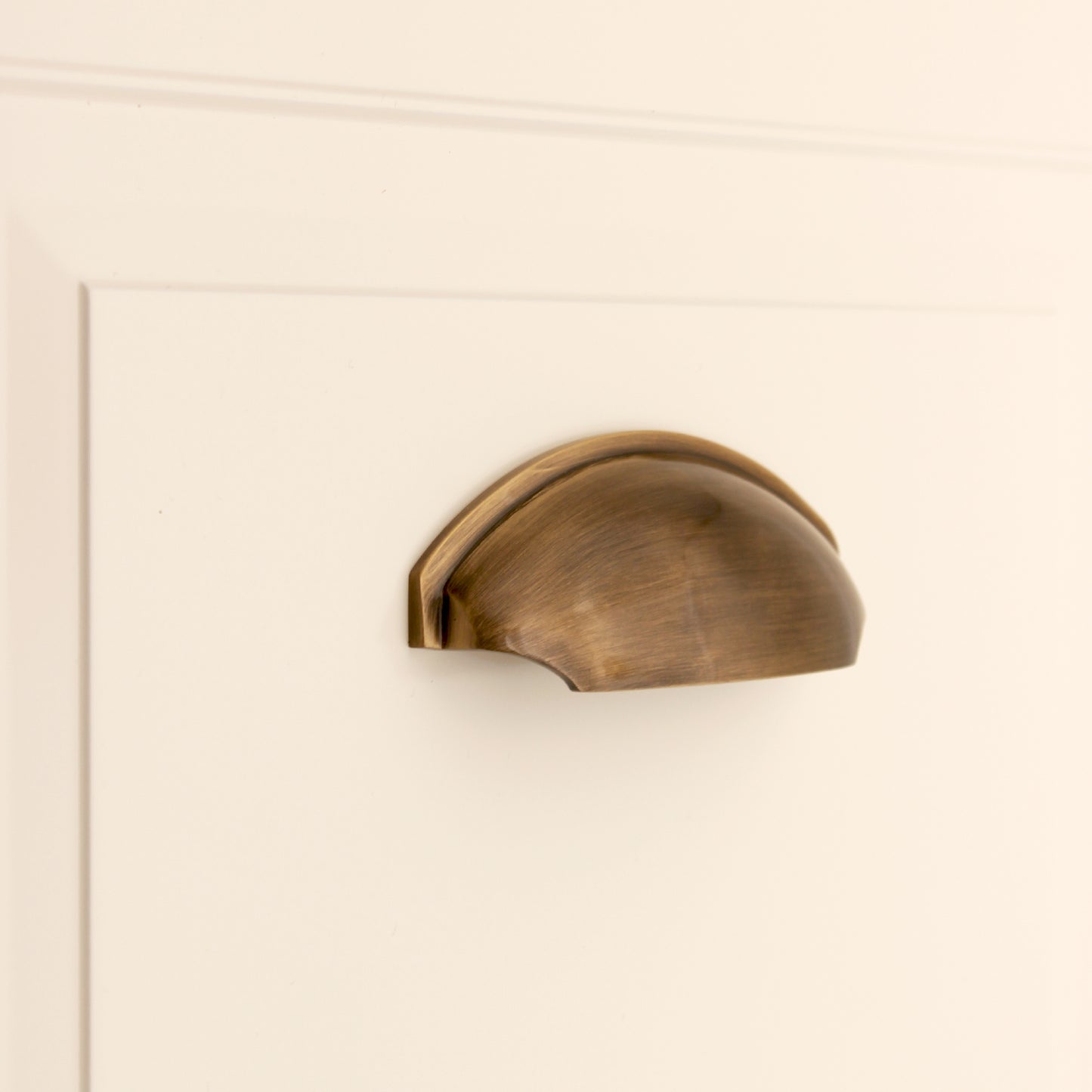 Tulip Cup Drawer Pull