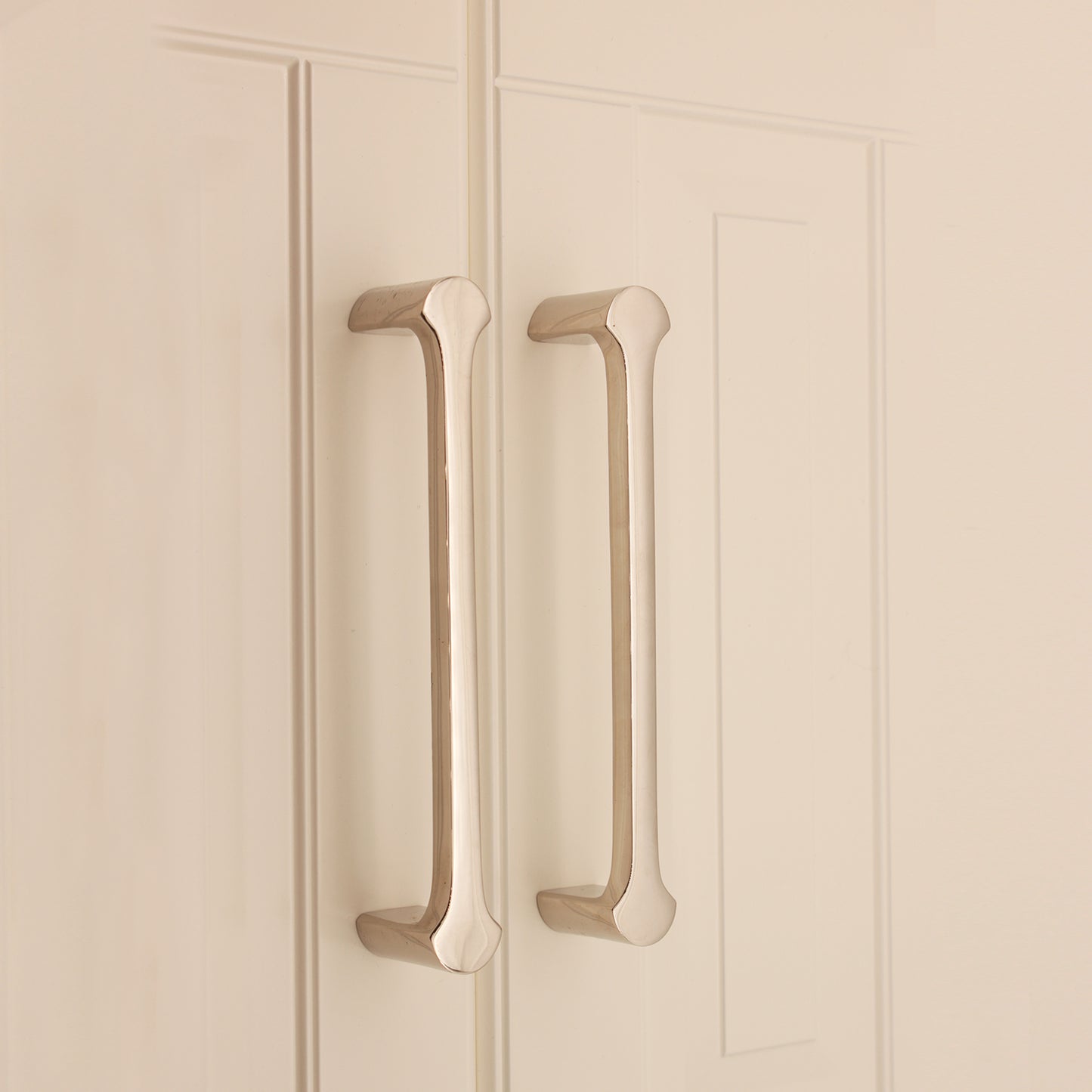 Tulip Pull Handle 165mm