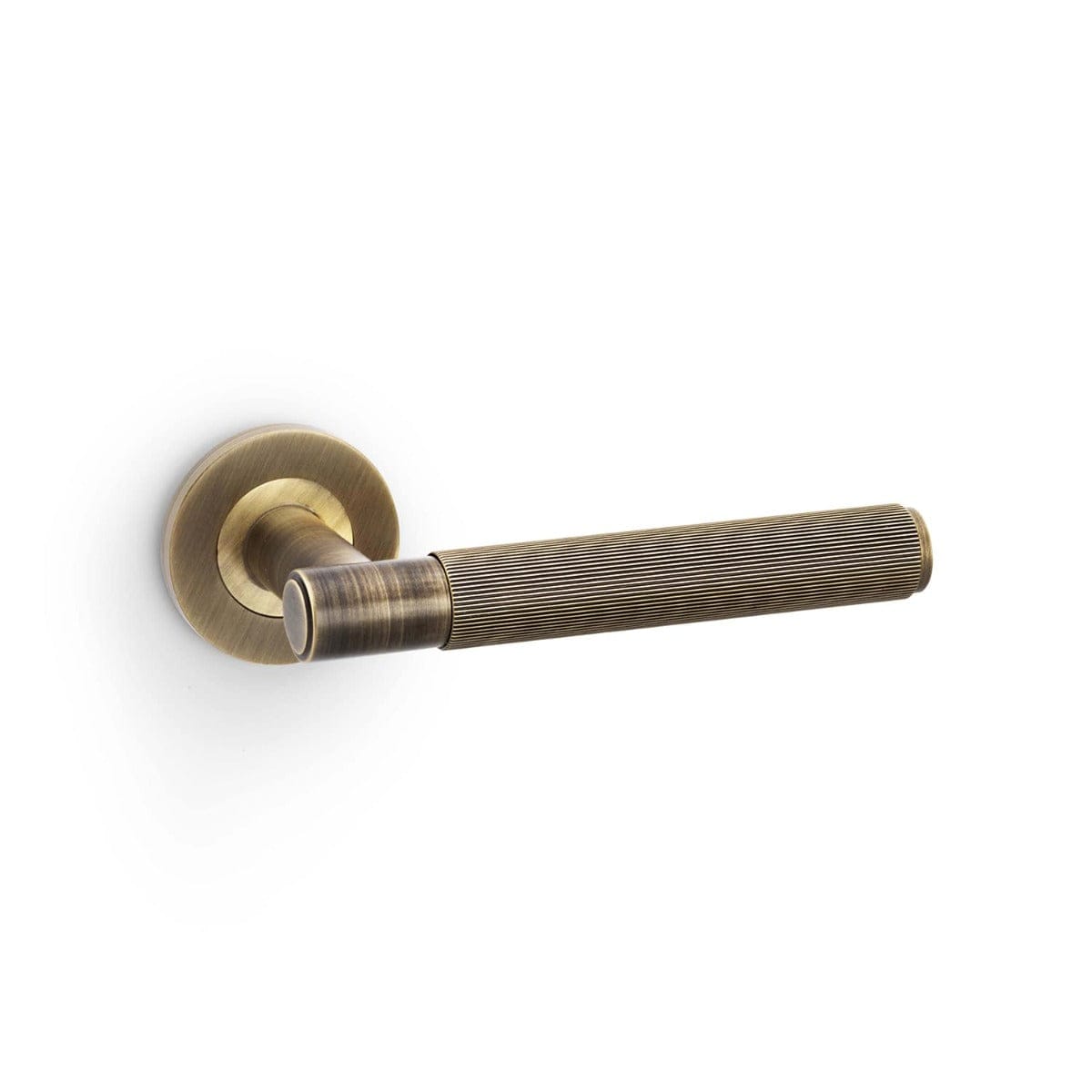 Alexander & Wilks Handles Antique Brass AW - Spitfire Reeded Lever on Round Rose