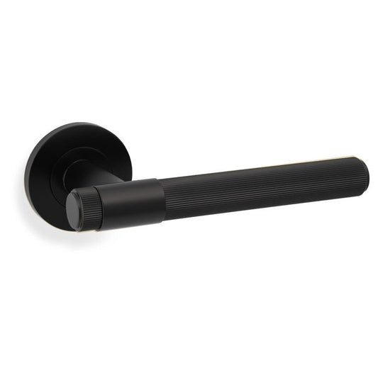 Kingston Reeded Lever on Round Rose Black