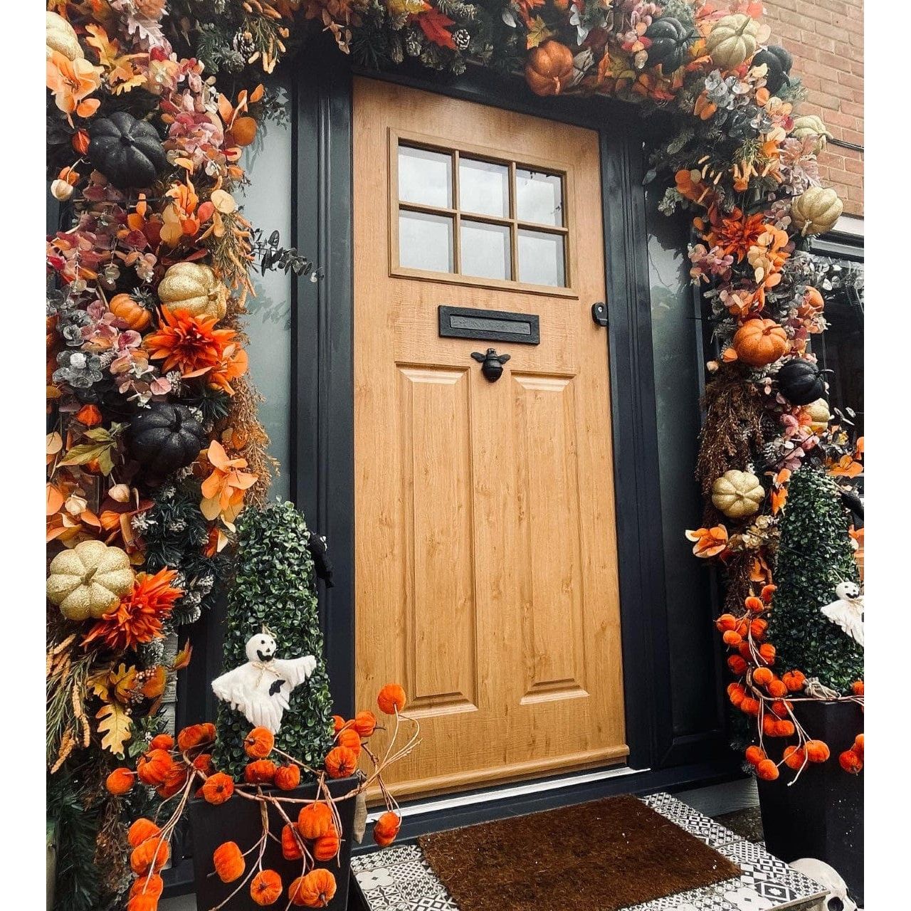 Brass Bee Door Knocker - Black Finish - Brass bee