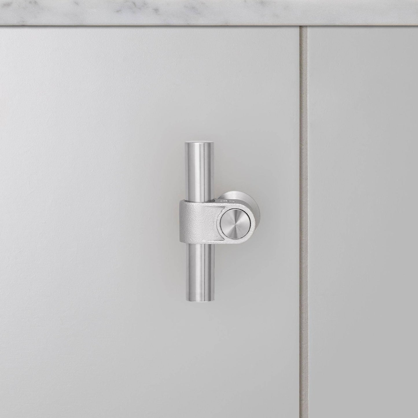 Buster + Punch Bathroom Product Sku Size Finish 1 Finish 2 Ex Vat Inc Vat T-BAR / Cast