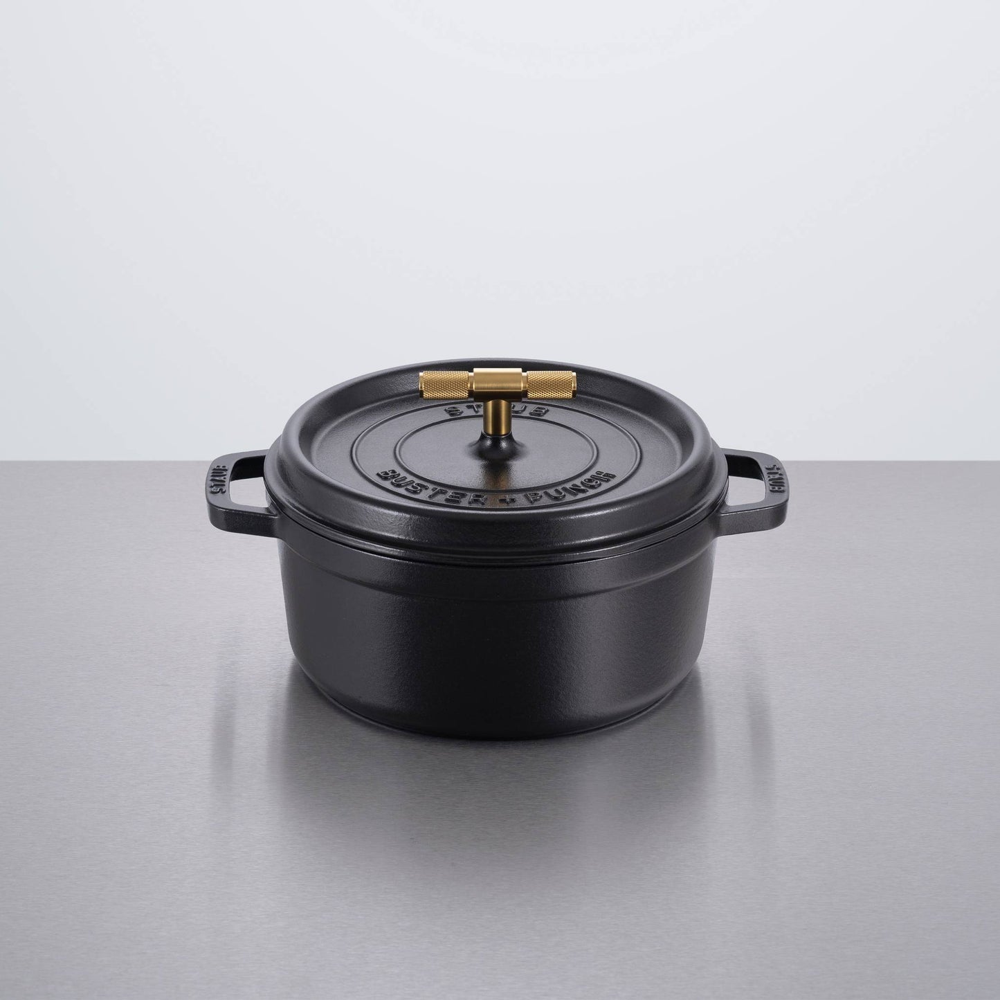 Buster + Punch Cocotte / 24CM / Cross / Staub / Black