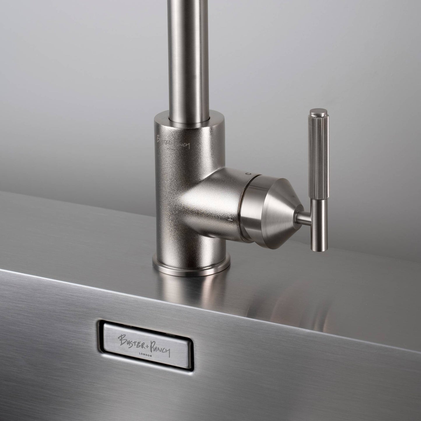 Buster + Punch Uk Kitchen Tap / PULL-OUT Mixer / Linear