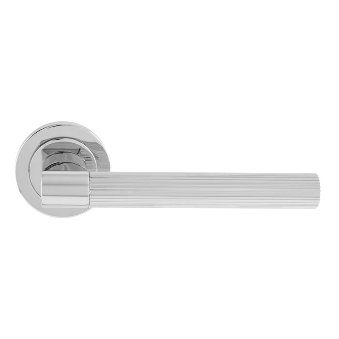 Hey Riga Lever Handle on Threaded Rose