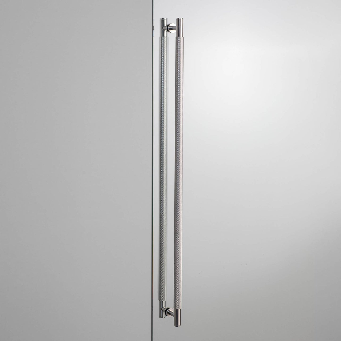 Closet Bar / Double-Sided / Cross Steel