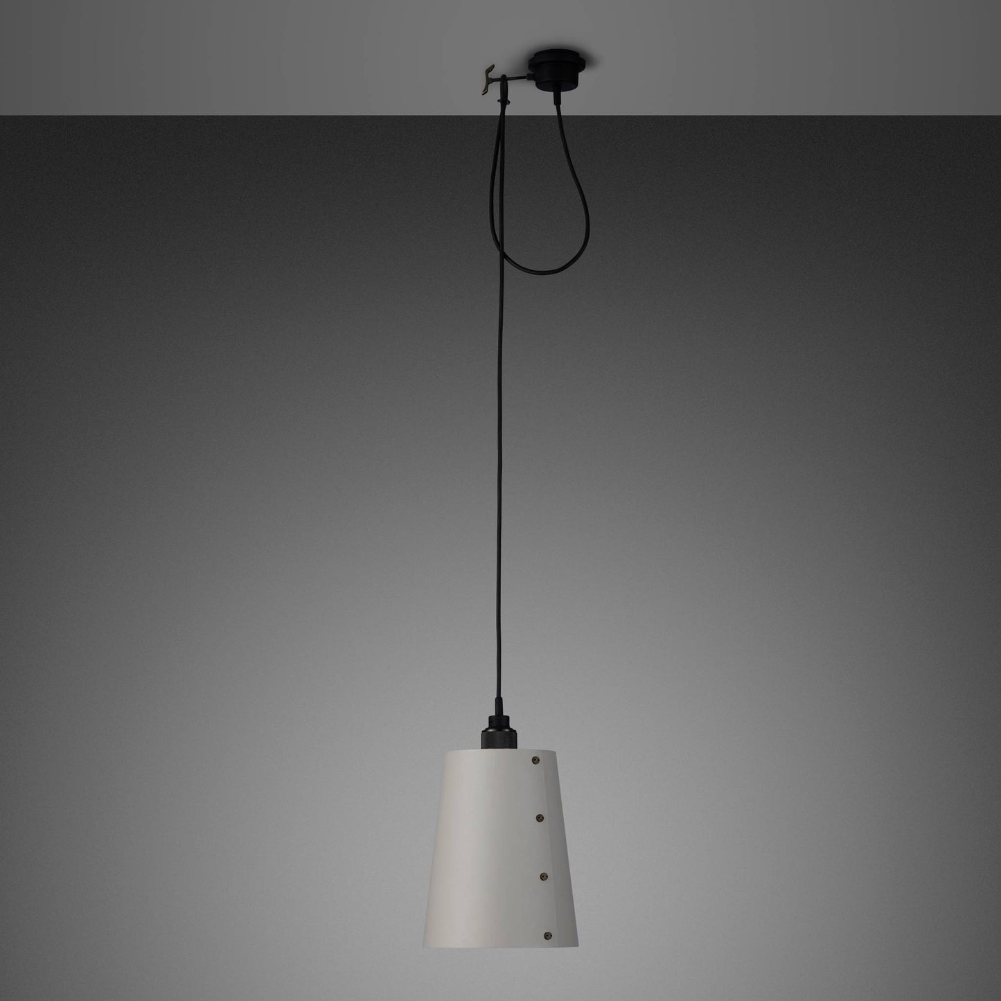 Buster + Punch Hooked 1.0 / Large / Cross / Stone Smoked Bronze