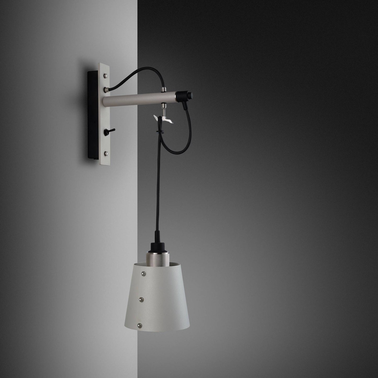 Buster + Punch Hooked Wall / Cross / Small / Stone Steel