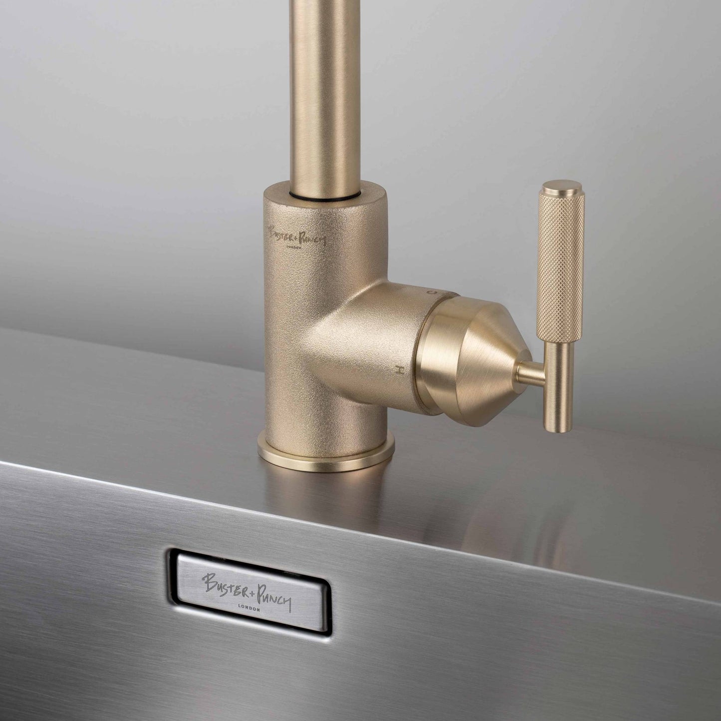Buster + Punch Kitchen Product Sku Size Finish 1 Finish 2 Ex Vat Inc Vat Uk Kitchen Tap / Mixer / Cross