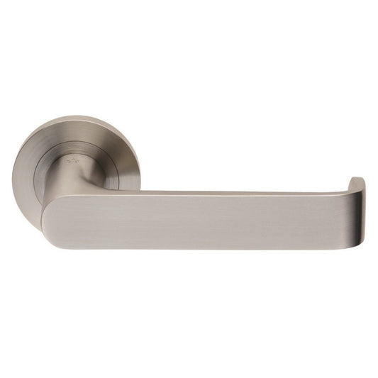 Carlisle Brass SWL Zurigo Lever on Rose in brushed nickel finish, featuring a modern lever handle and a circular rose, designed for easy grip and functionality.