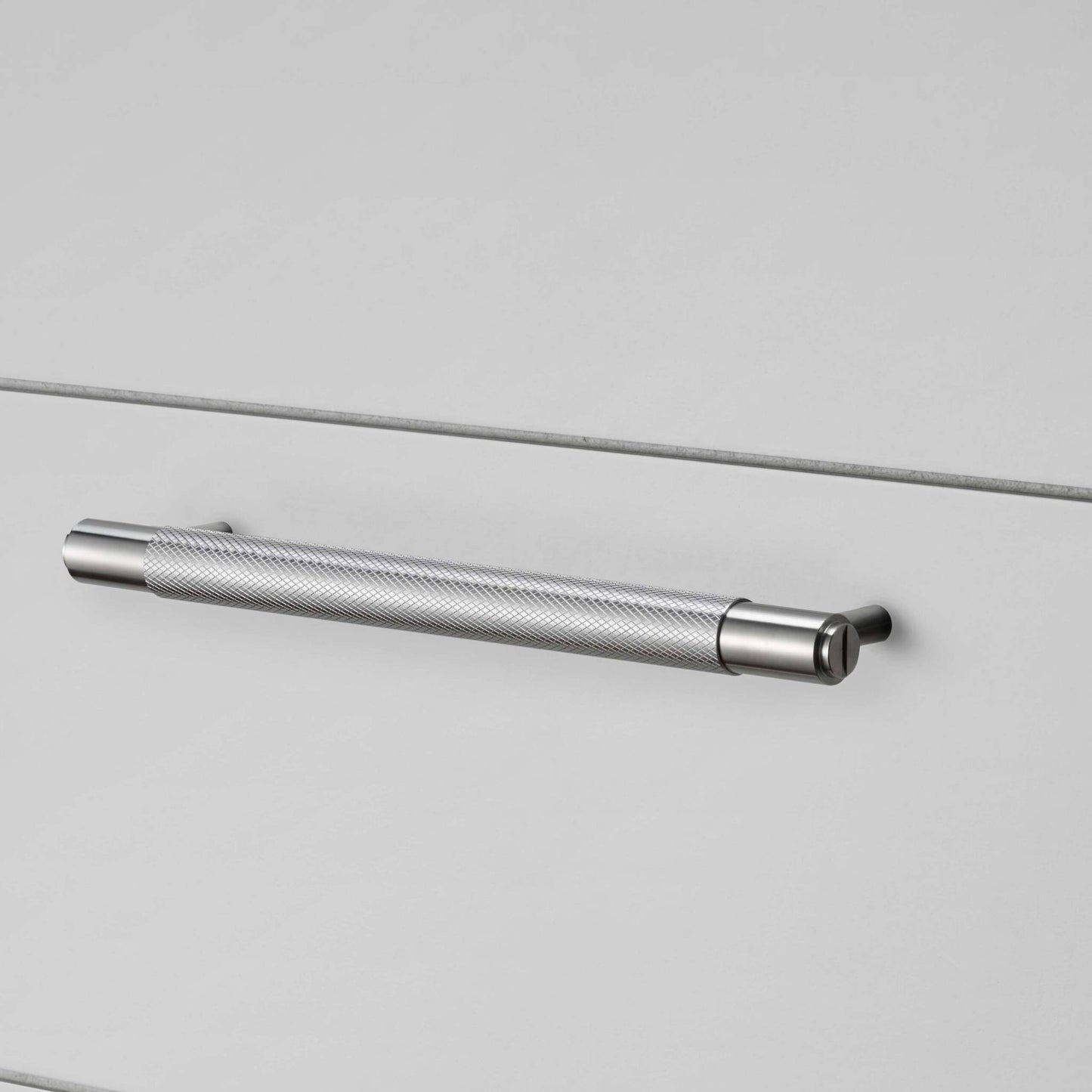 Buster + Punch Pull Bar / Cross Steel