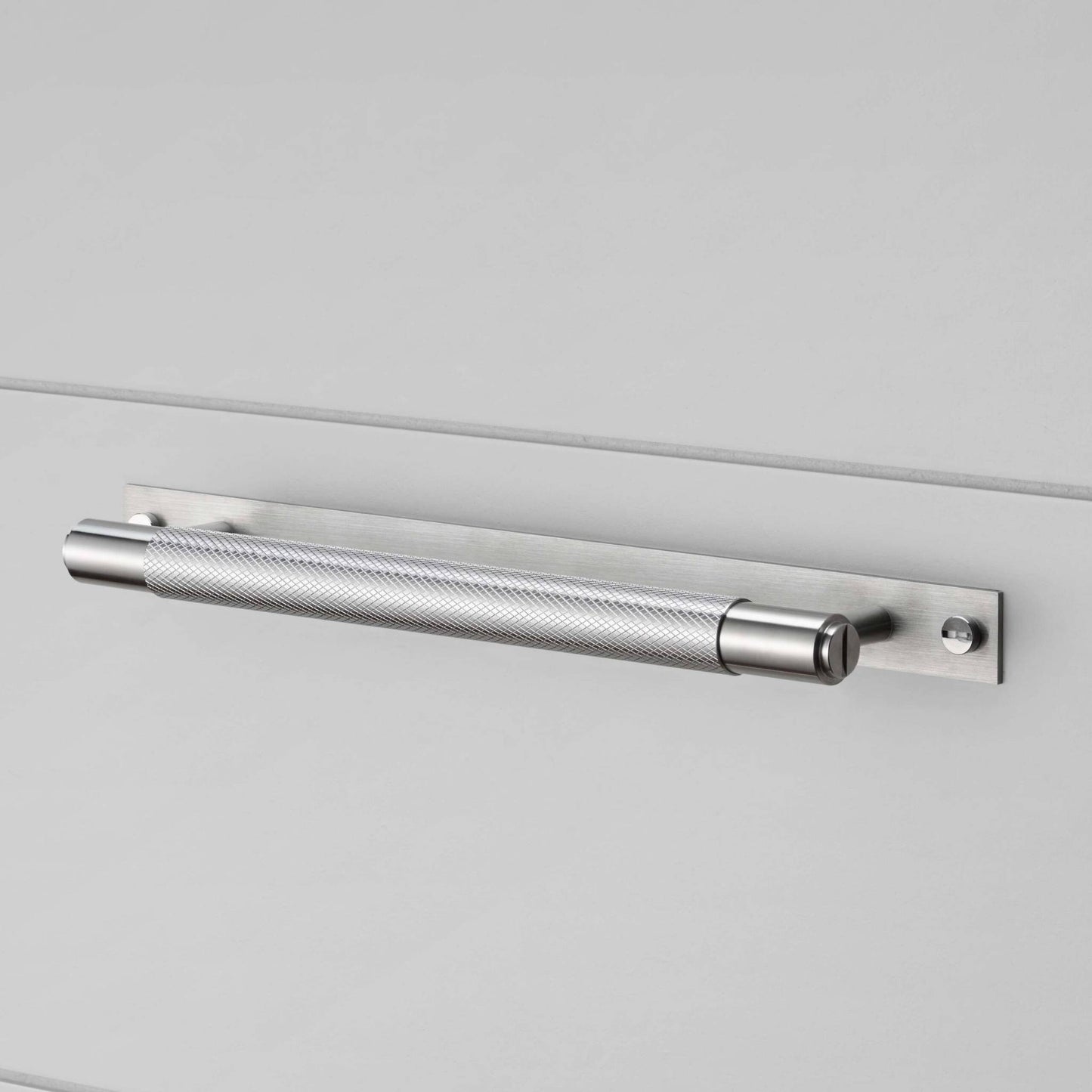Buster + Punch Pull Bar / Plate / Cross Steel